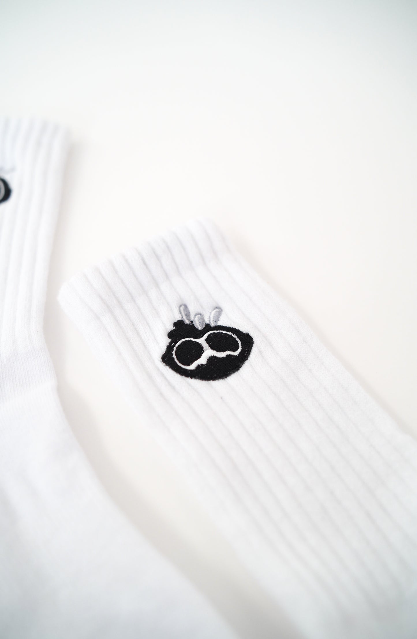 CALCETINES DROP — WHITE EDITION